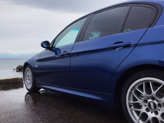 BMW 3-SERIES