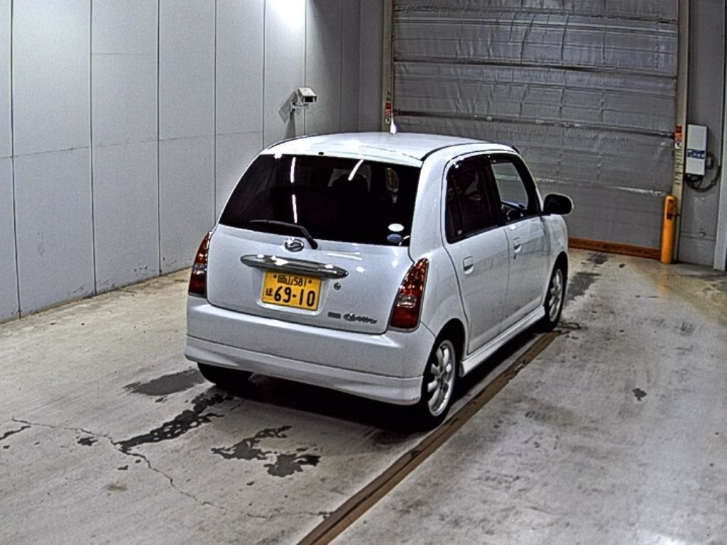 DAIHATSU MIRA GINO