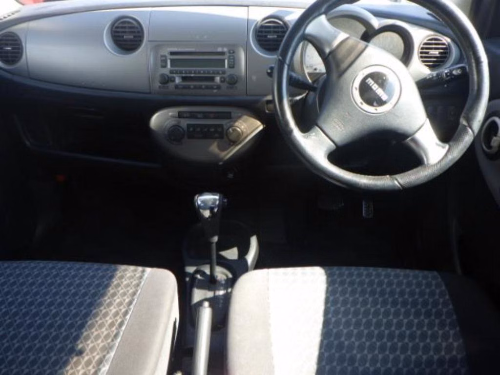 DAIHATSU MIRA GINO