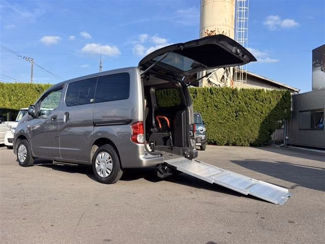 Nissan NV200