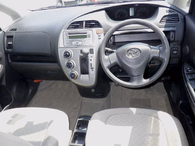 TOYOTA RACTIS