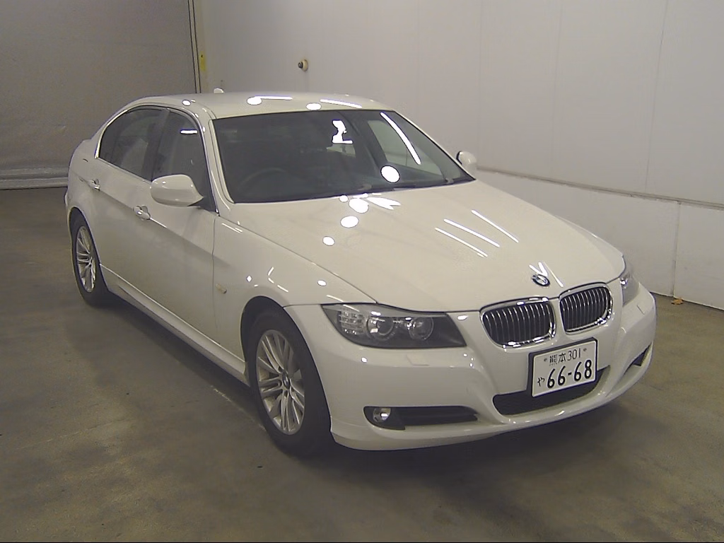 BMW 3-SERIES