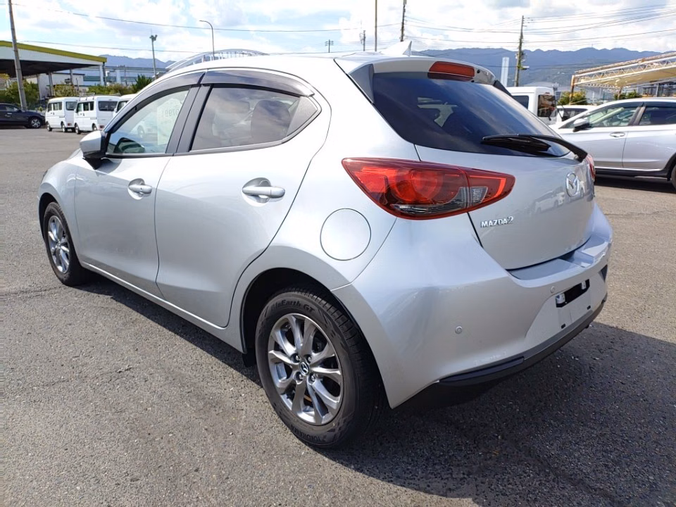 MAZDA MAZDA2