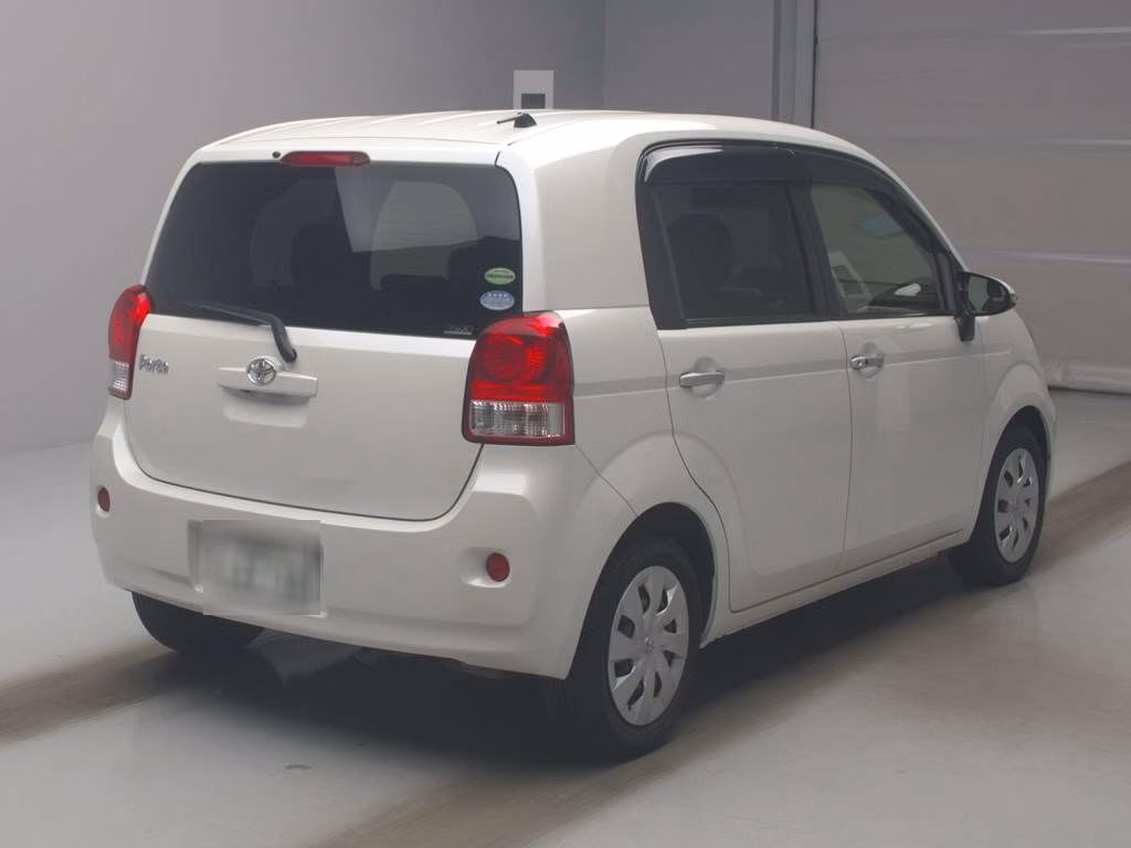 TOYOTA PORTE