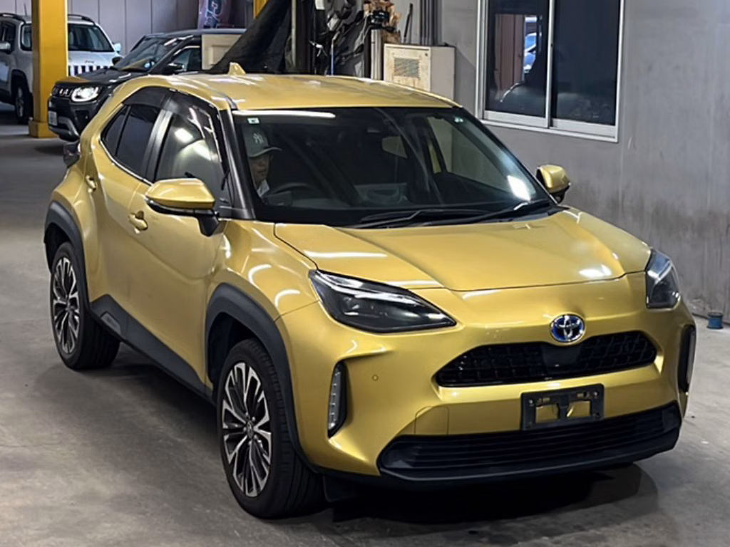 TOYOTA YARIS CROSS