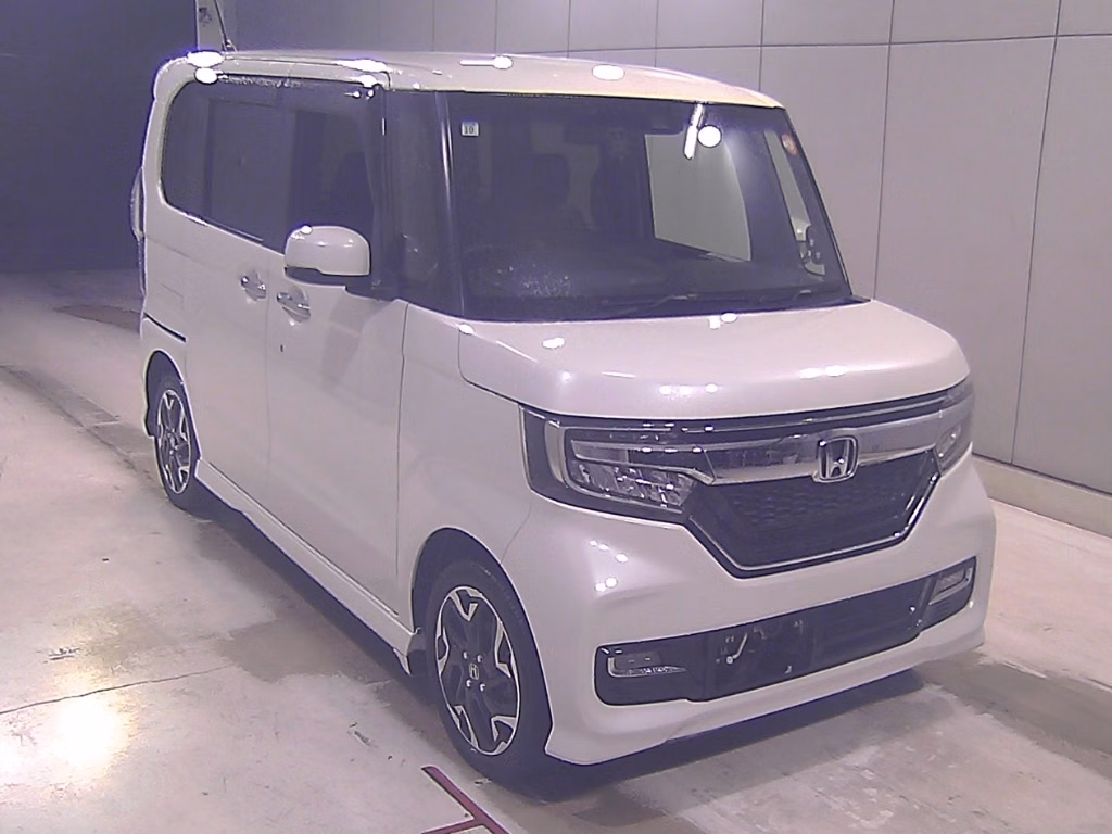 HONDA N-BOX