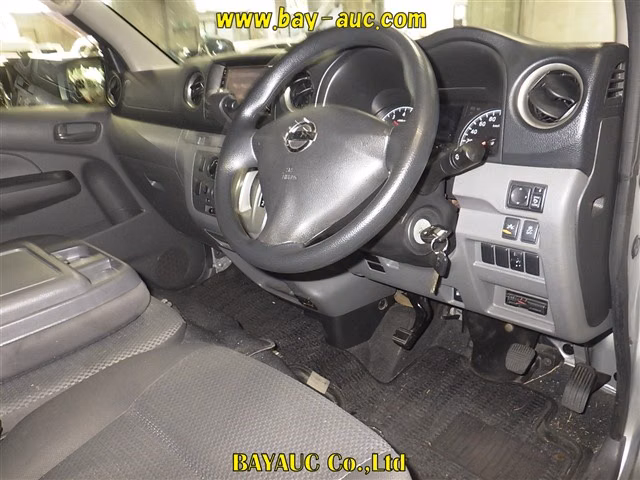 NISSAN NV350 CARAVAN