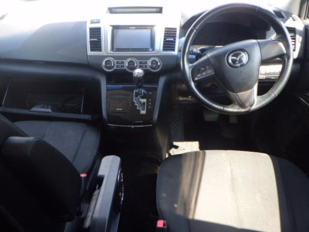 MAZDA MPV