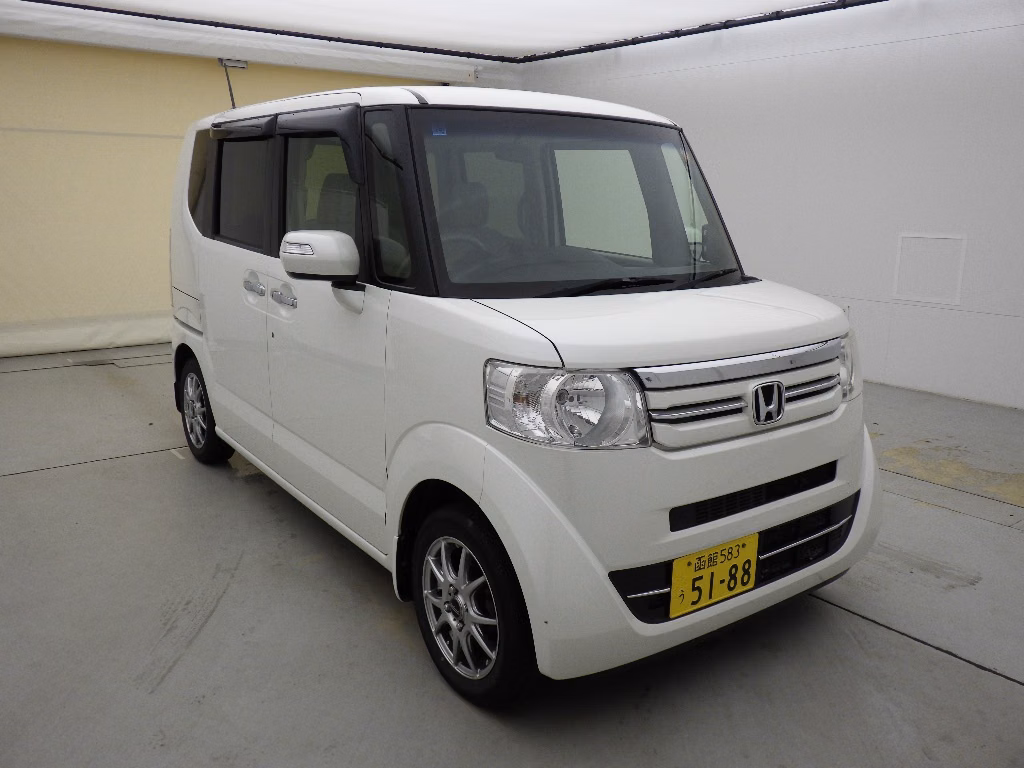 HONDA N-BOX