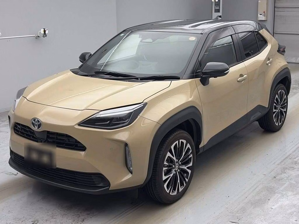 TOYOTA YARIS CROSS