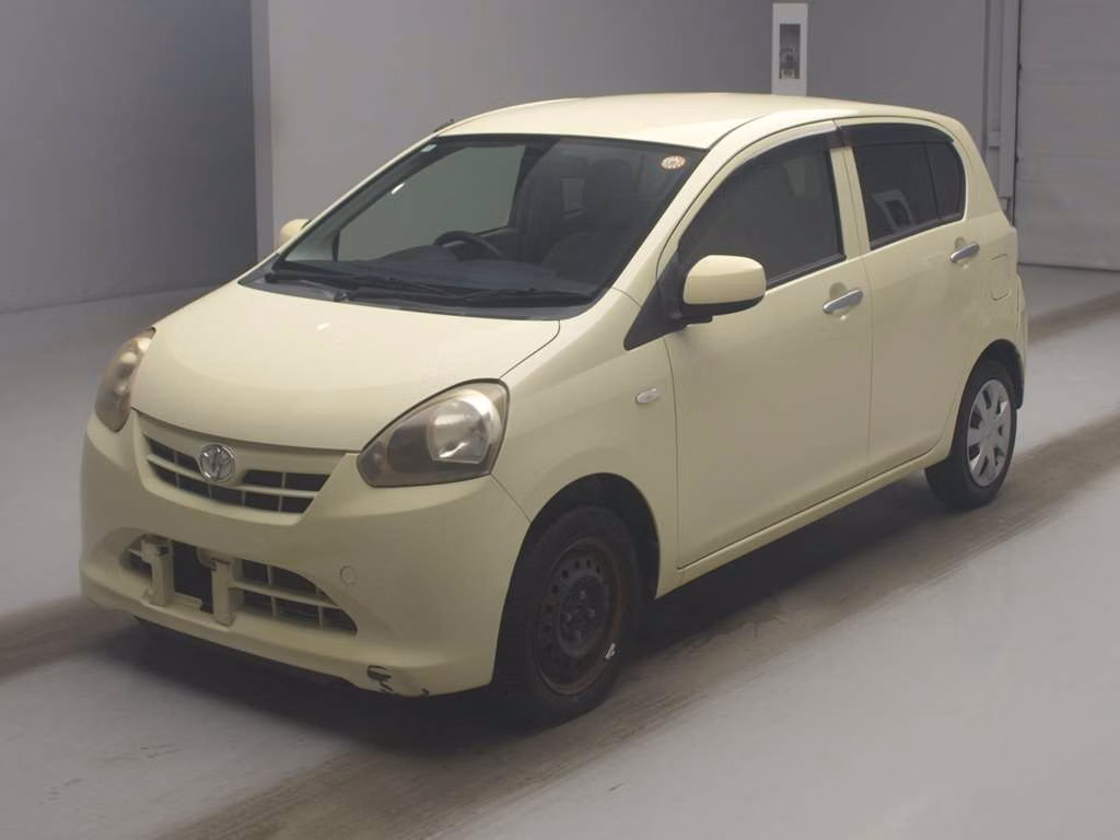TOYOTA PIXIS EPOCH
