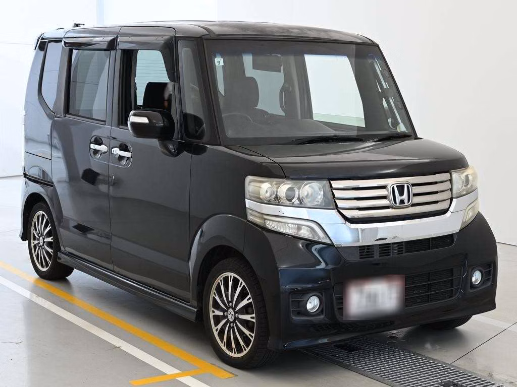 HONDA N-BOX