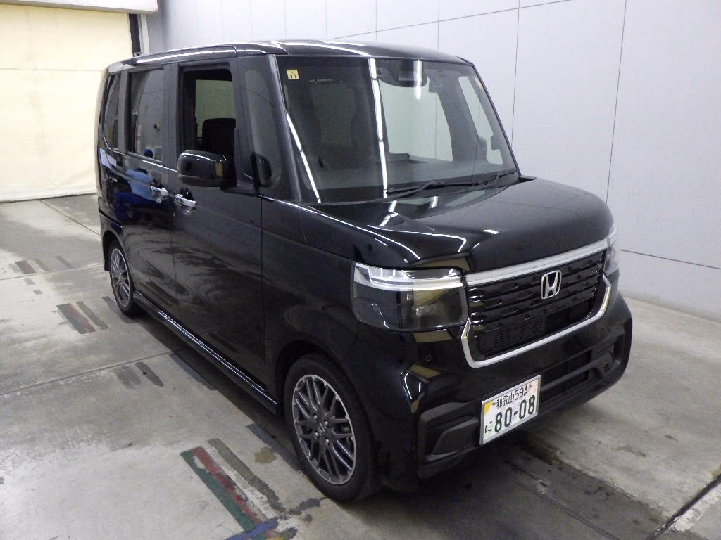 HONDA N-BOX