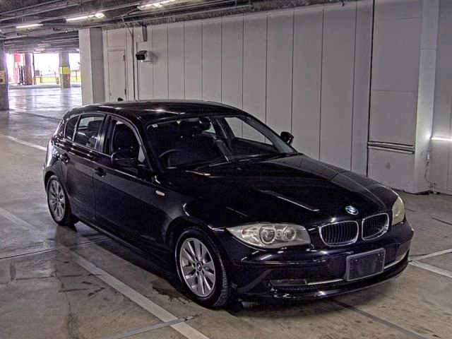 BMW 1-SERIES