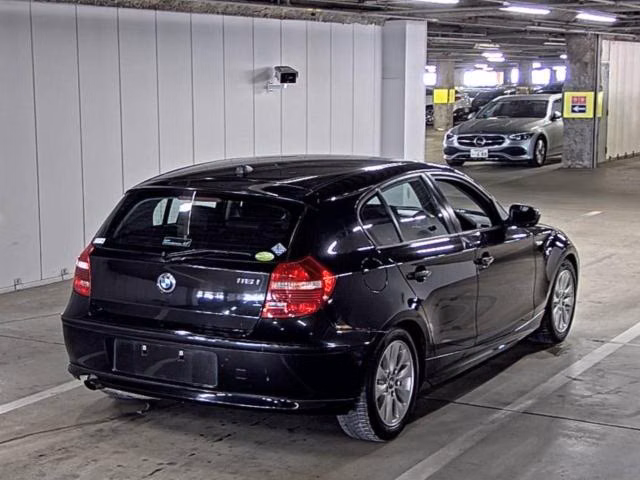 BMW 1-SERIES