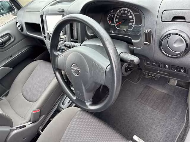 NISSAN AD