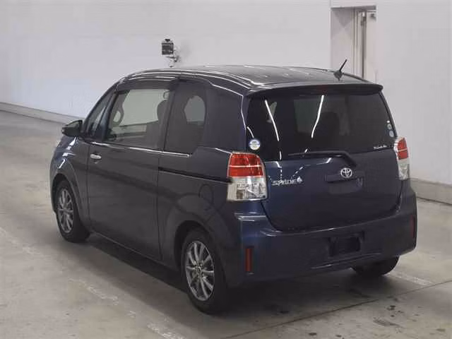 TOYOTA SPADE