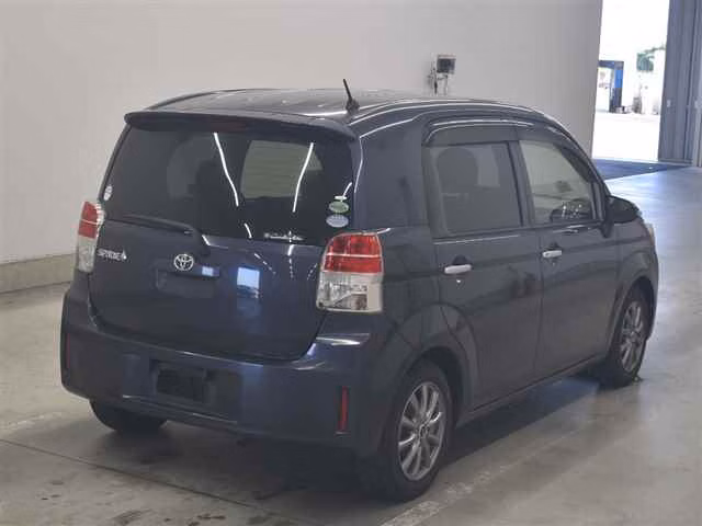 TOYOTA SPADE