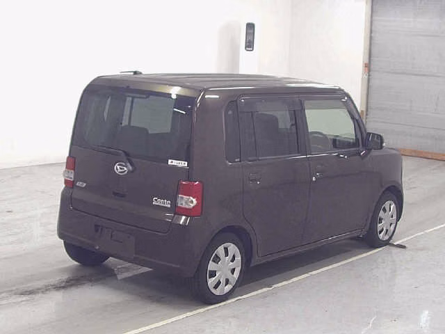 DAIHATSU MOVE CONTE