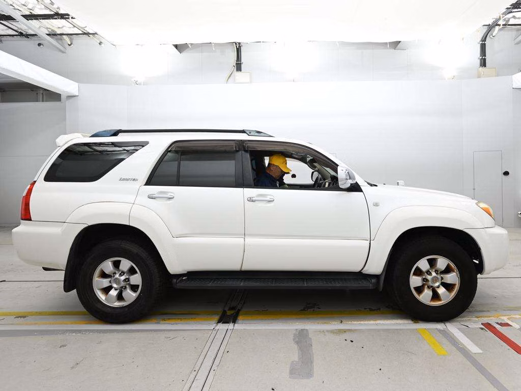 TOYOTA HILUX SURF