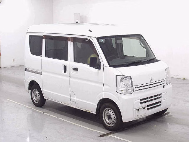 MITSUBISHI MINICAB