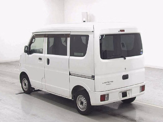 MITSUBISHI MINICAB