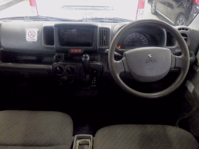 MITSUBISHI MINICAB