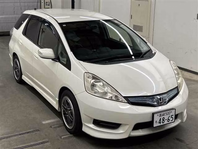HONDA FIT SHUTTLE