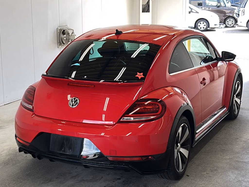 VOLKSWAGEN BEETLE