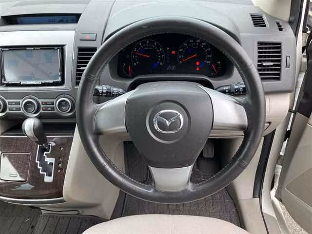 MAZDA MPV