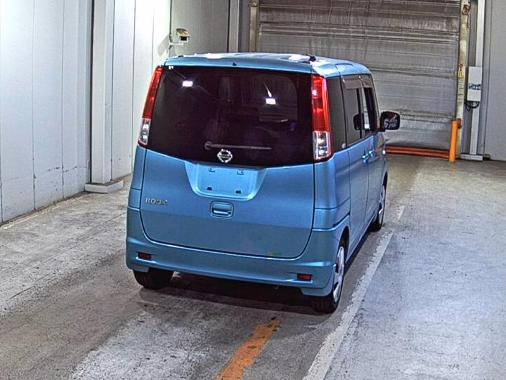 NISSAN ROOX