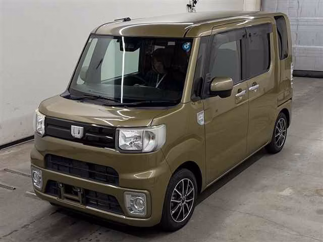 DAIHATSU WAKE