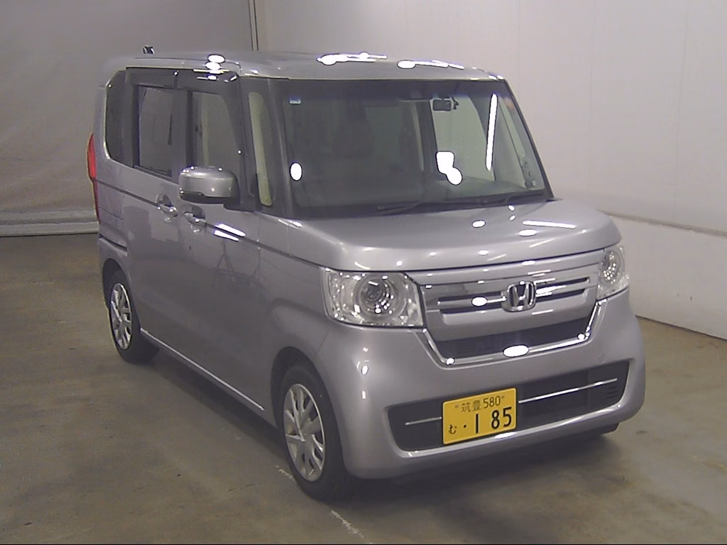 HONDA N-BOX
