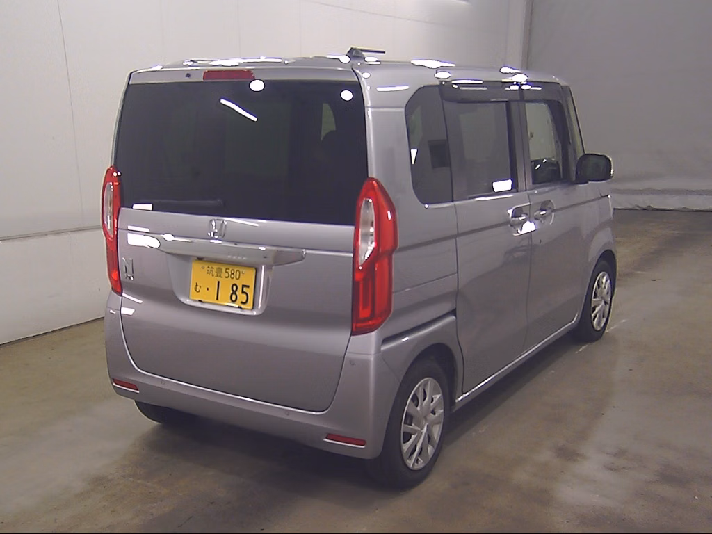HONDA N-BOX