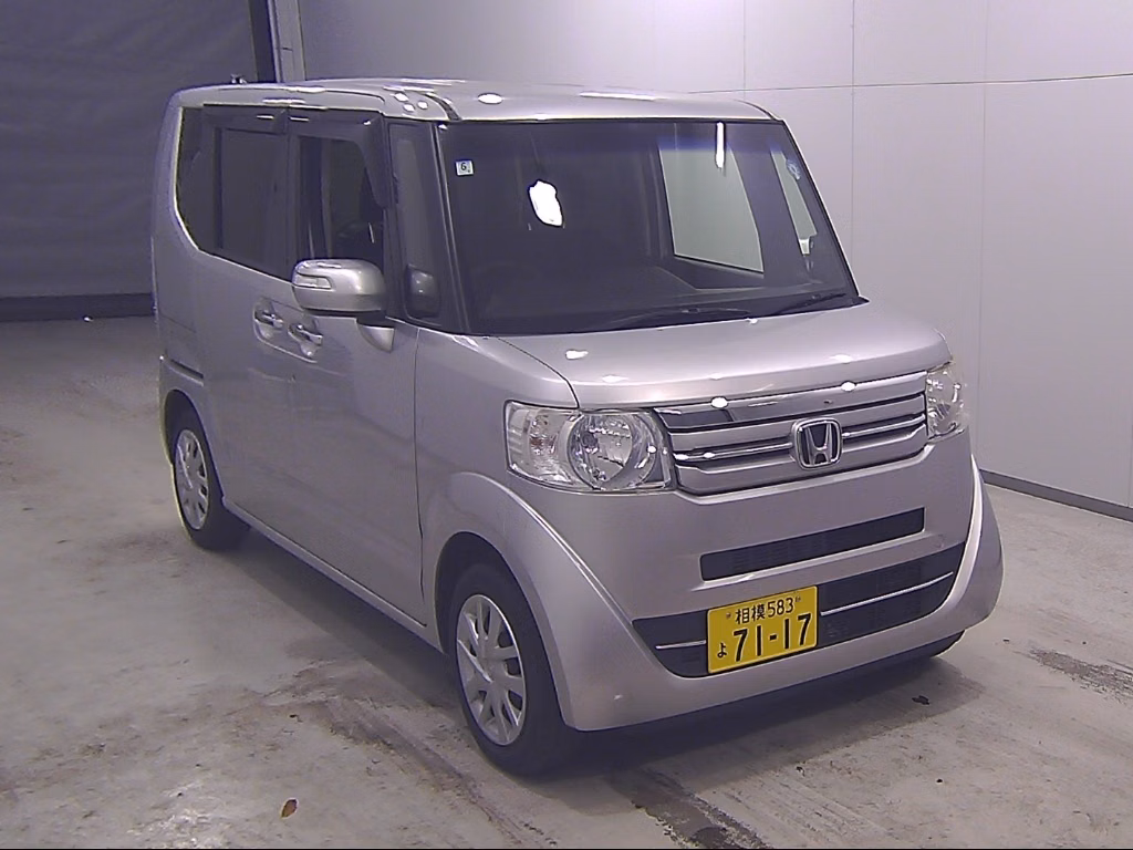 HONDA N-BOX