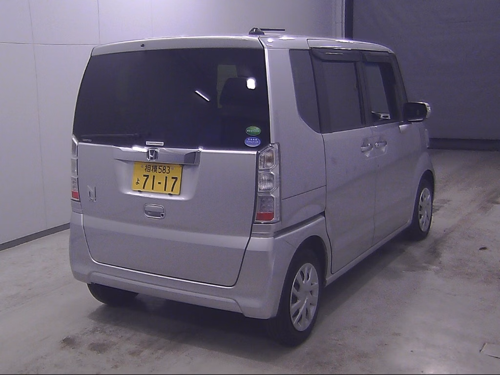 HONDA N-BOX