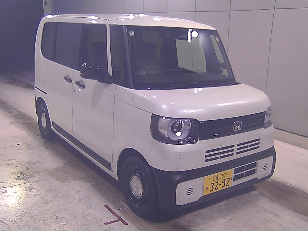 HONDA N-BOX
