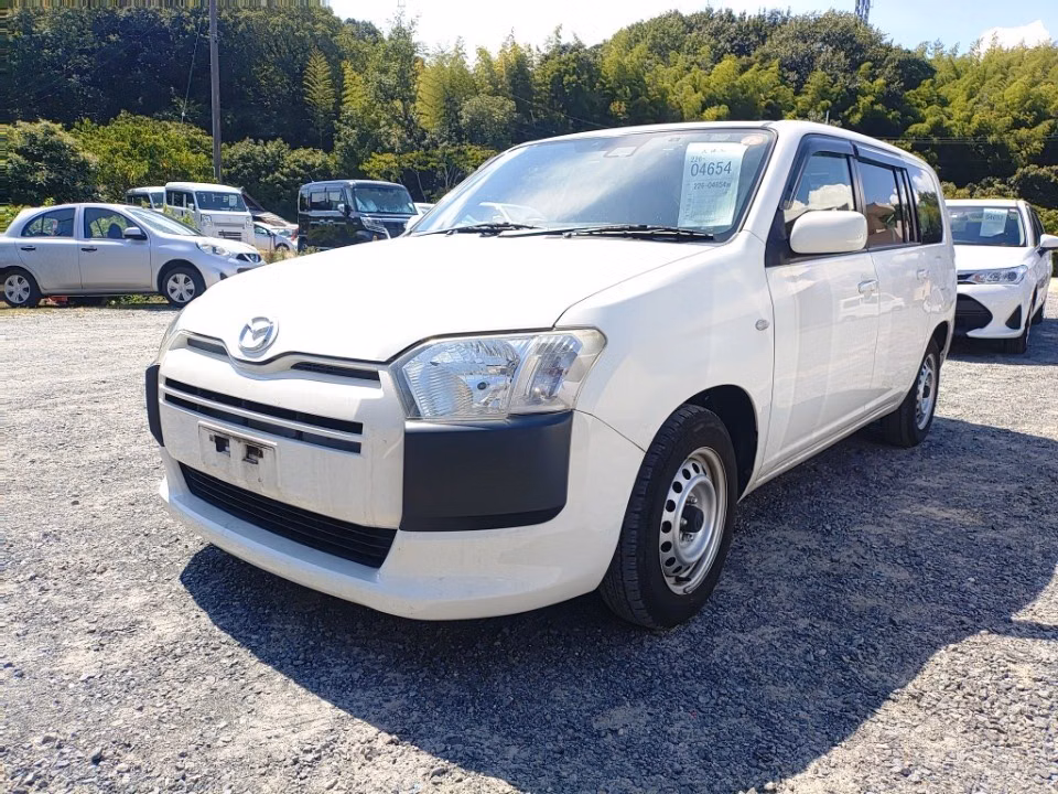 MAZDA FAMILIA