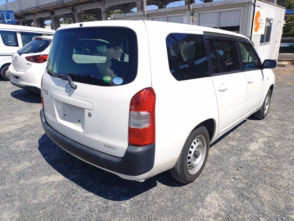 MAZDA FAMILIA