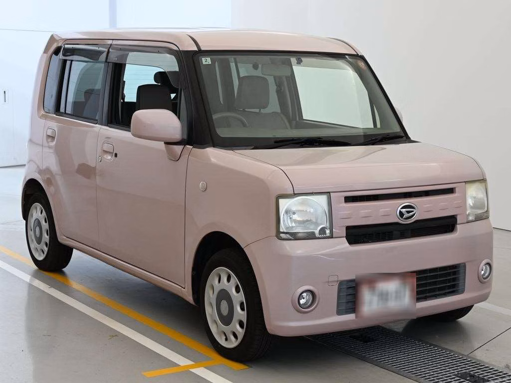 DAIHATSU MOVE CONTE
