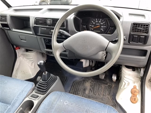 MITSUBISHI MINICAB