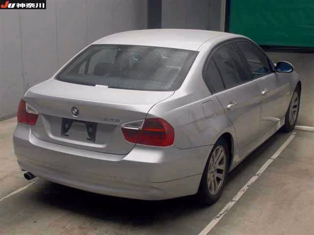 BMW 3-SERIES