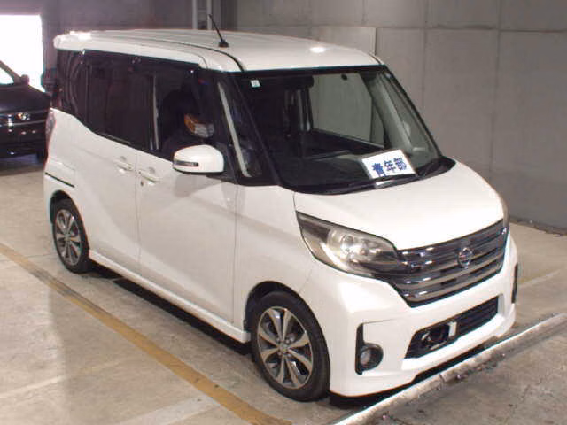 Nissan DAYZ Roox