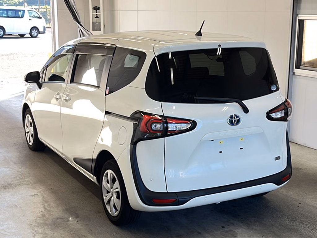 TOYOTA SIENTA