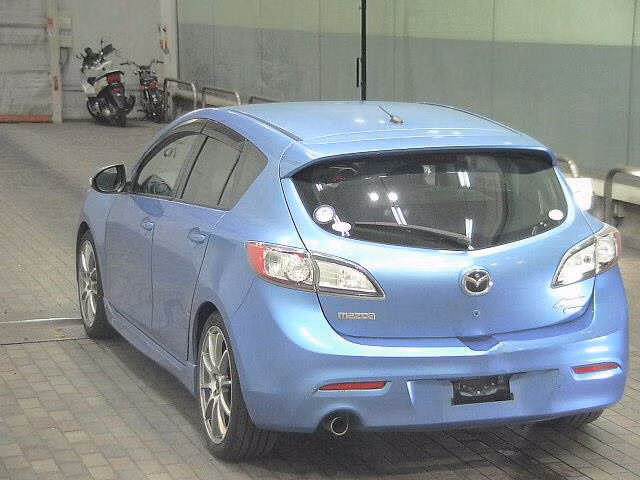 MAZDA AXELA