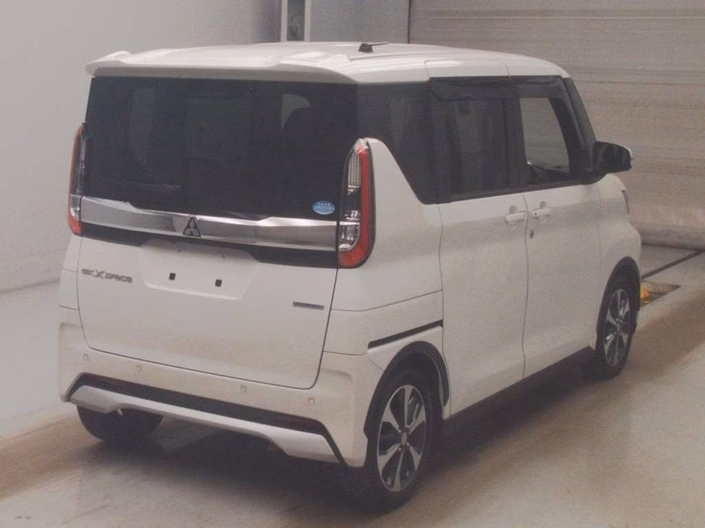 MITSUBISHI EK SPACE