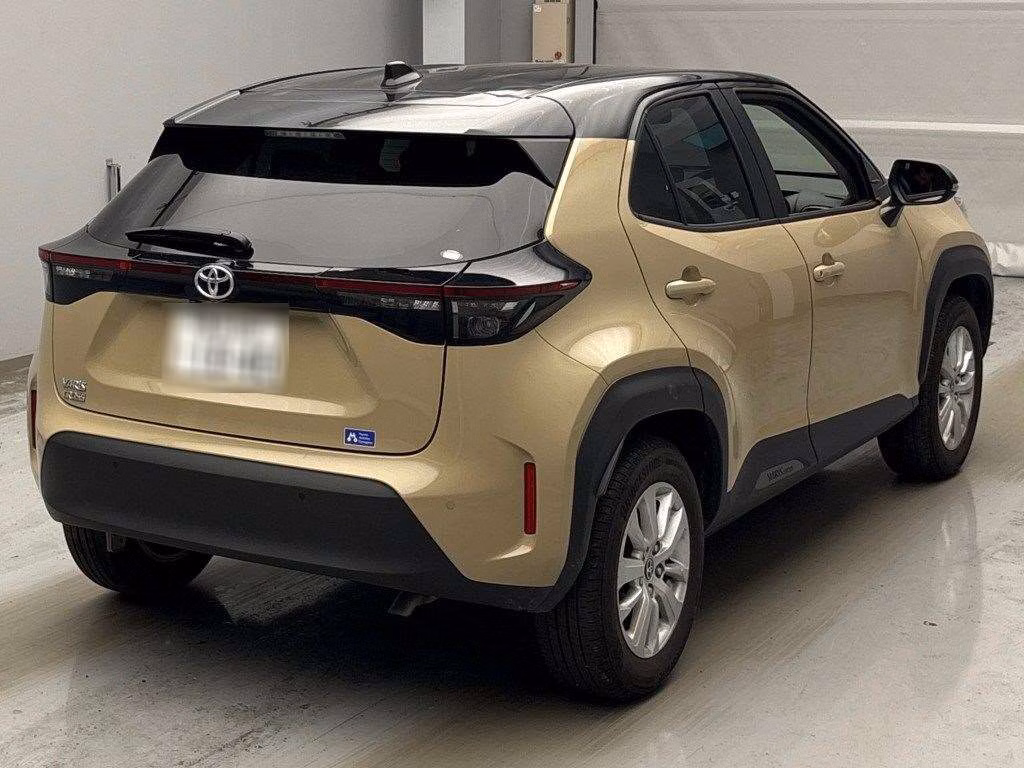 TOYOTA YARIS CROSS