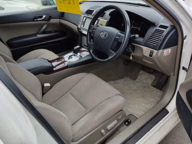 TOYOTA MARK X