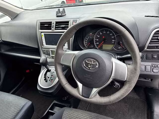 TOYOTA RACTIS