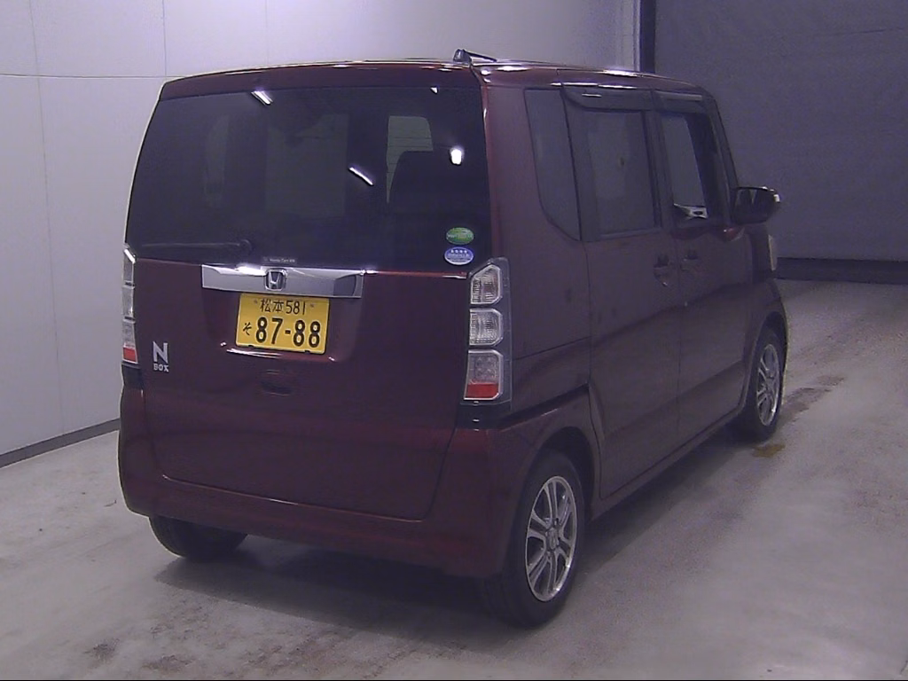 HONDA N-BOX